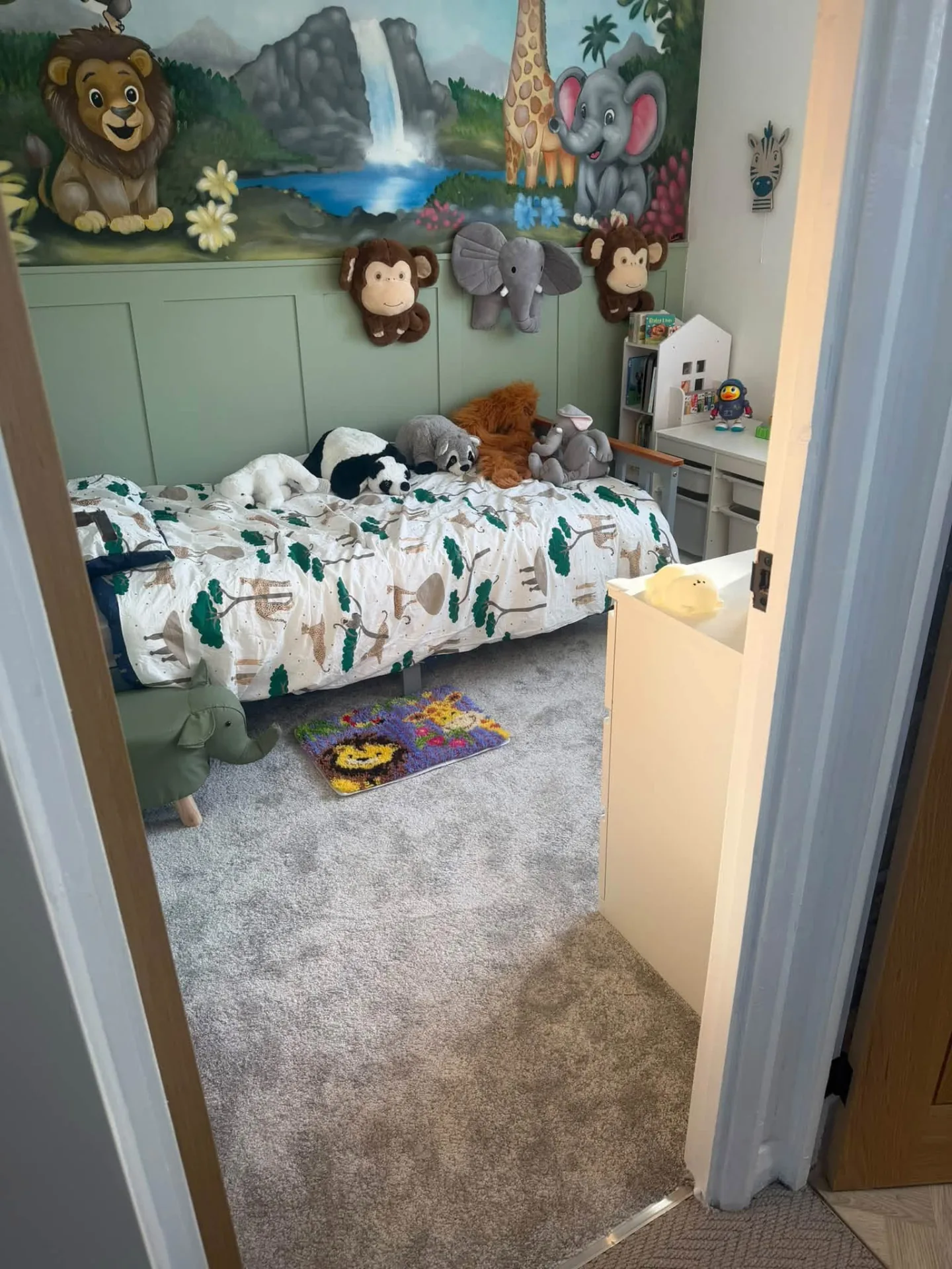 Soft grey carpet fitted in a child's bedroom, Signature Carpets and Flooring, Greater Manchester